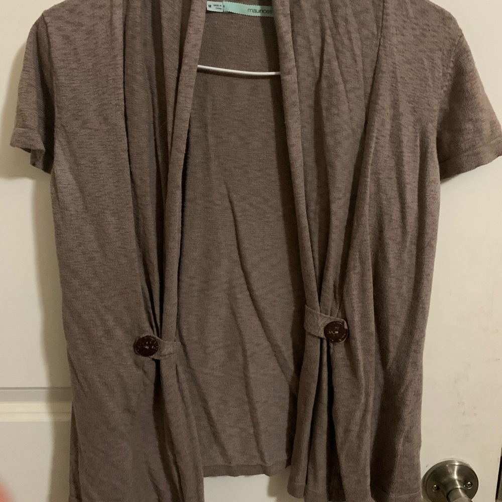 Medium Maurice’s short sleeve cardigan